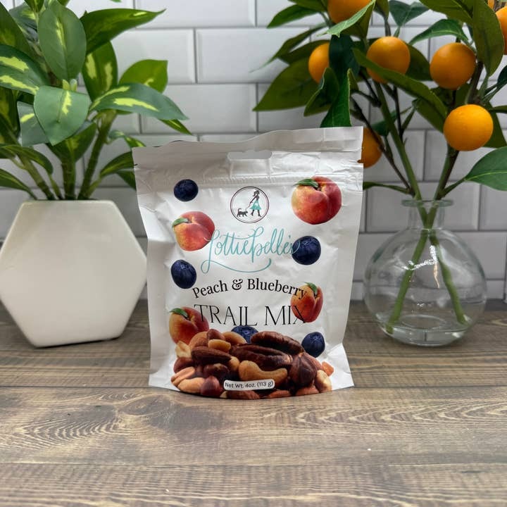Lottiebell's Peach and Blueberry Trail Mix